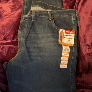 Wrangler Men's and Big Men's Relaxed Fit Jeans with Flex